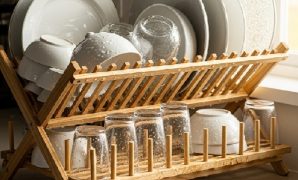 Model Rak Piring Kayu Simpel Tapi Fungsional Rak Piring Kayu